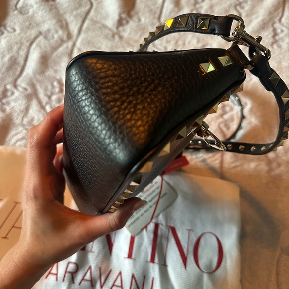 Authentic Valentino Garavani as new Rockstud black bag - Picture 9 of 13